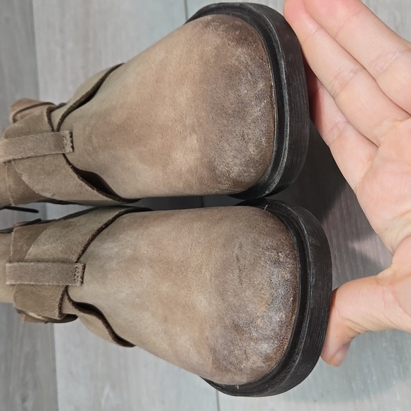 NWOB UGG Wymla Ankle Distressed Leather Buckle Detail Moto Boho Shoes Sz 8 - Picture 5 of 13